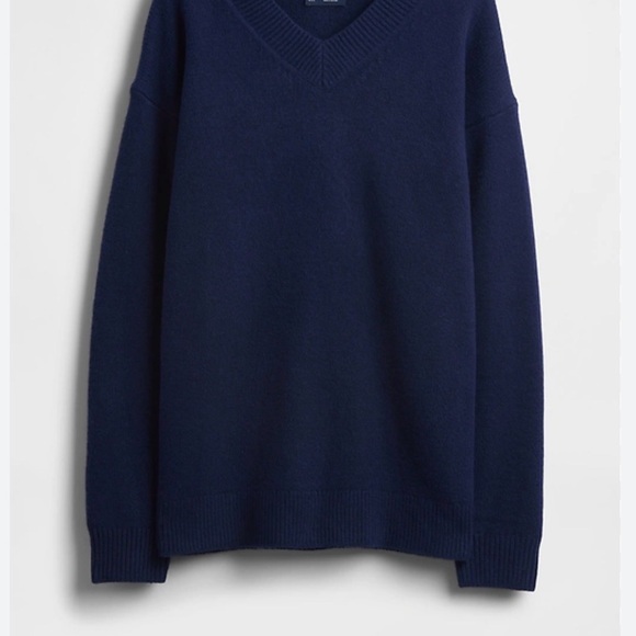 💙 GAP CashSoft Oversized Navy V-Neck Sweater – XL — NWT - Picture 2 of 4